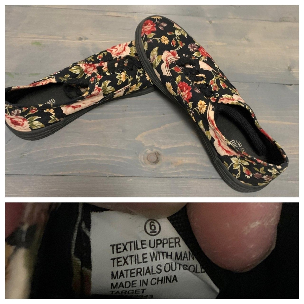 Shoes - Picture 8 of 8